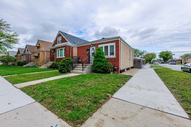 5557 S Kildare Avenue, Chicago, IL 60629