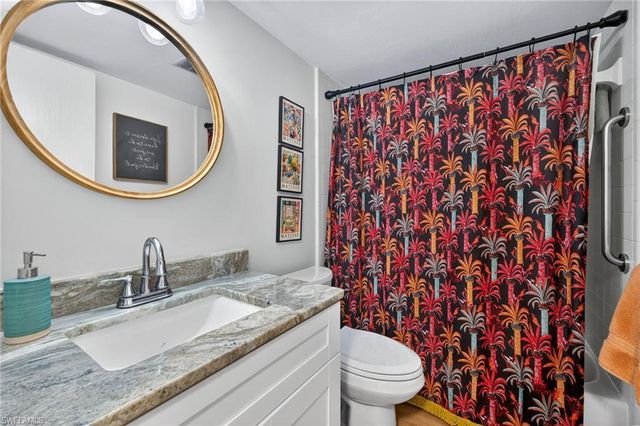 2711 1st ST 203, Fort Myers, FL 33916