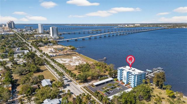 2711 1st ST 203, Fort Myers, FL 33916