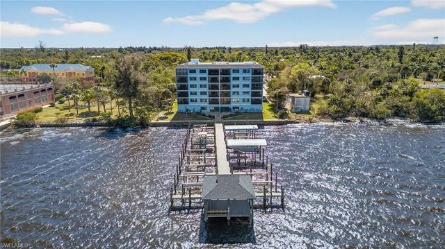 2711 1st ST 203, Fort Myers, FL 33916