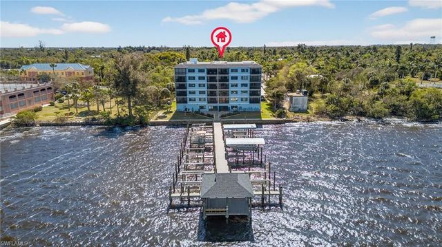 2711 1st ST 203, Fort Myers, FL 33916