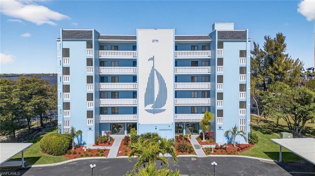 2711 1st ST 203, Fort Myers, FL 33916