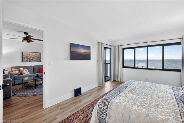 2711 1st ST 203, Fort Myers, FL 33916