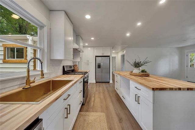 476 Freyer Drive NE, Marietta, GA 30060