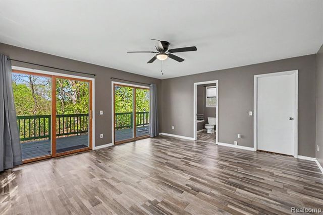 4725 Hickory Drive, Highland, MI 48356