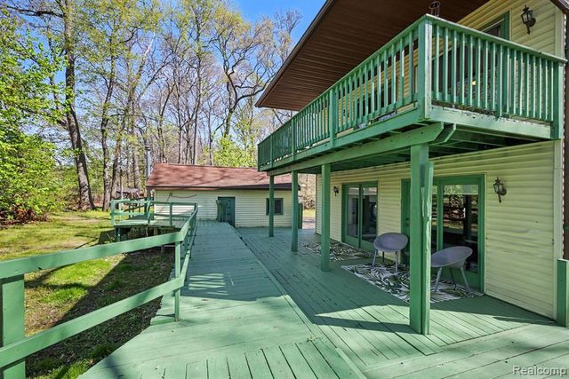 4725 Hickory Drive, Highland, MI 48356