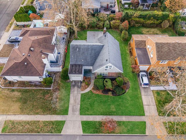 78 Patton Boulevard, New Hyde Park, NY 11040