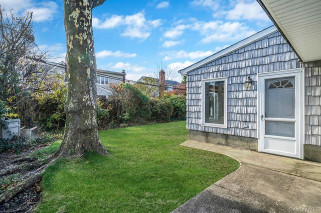 78 Patton Boulevard, New Hyde Park, NY 11040