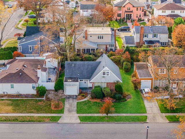 78 Patton Boulevard, New Hyde Park, NY 11040