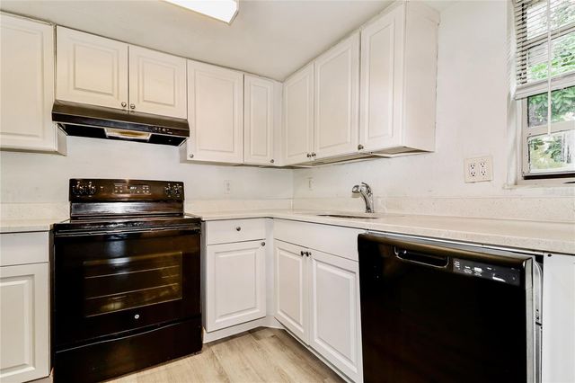 2740 38TH STREET S, St Petersburg, FL 33711