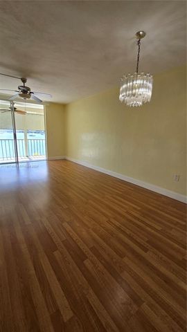 3000 Marcos Dr P304, Aventura, FL 33160