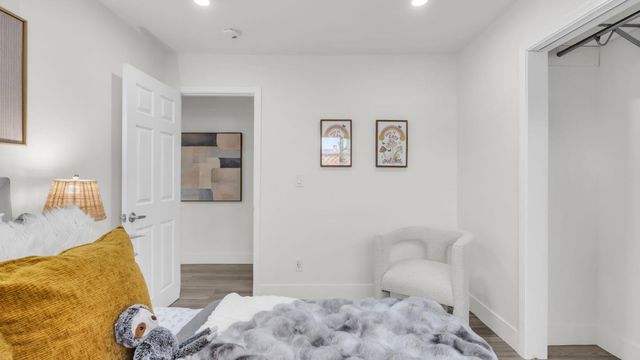 186 Fair Oaks Street, Mountain View, CA 94040