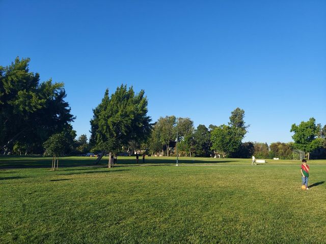 186 Fair Oaks Street, Mountain View, CA 94040