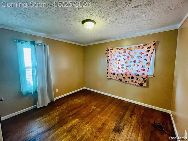 20817 Atlantic Avenue, Warren, MI 48091