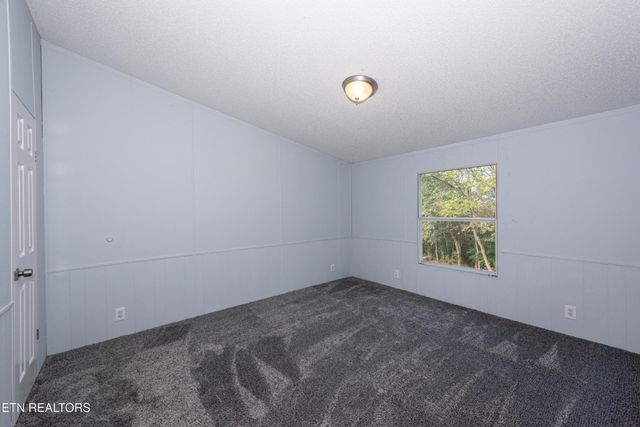 144 Snowbird Lane, Jefferson City, TN 37760