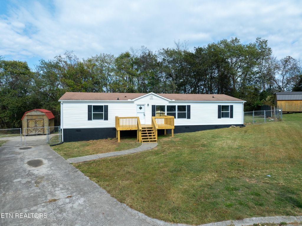 144 Snowbird Lane, Jefferson City, TN 37760