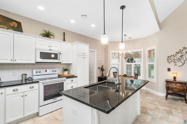 4911 Greystone Street, Hermantown, MN 55811