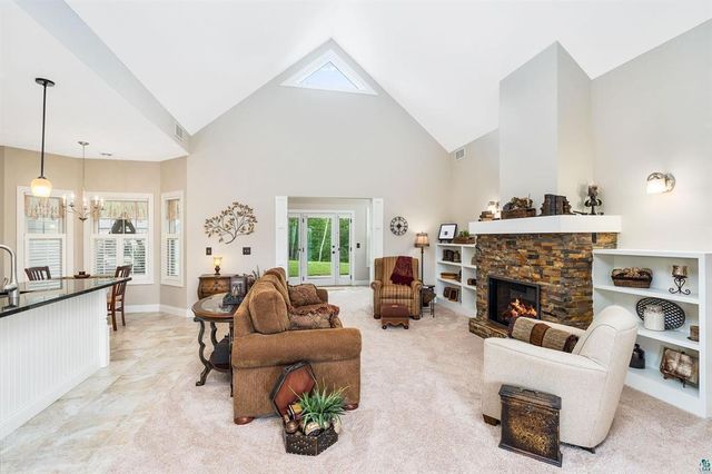 4911 Greystone Street, Hermantown, MN 55811