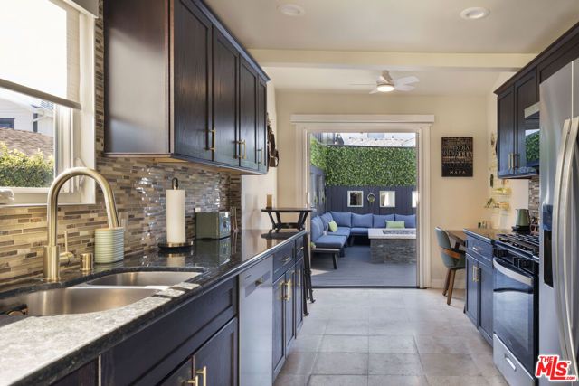 725 N Harvard Boulevard, Los Angeles, CA 90029