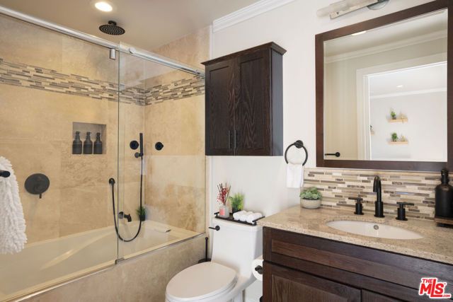 725 N Harvard Boulevard, Los Angeles, CA 90029