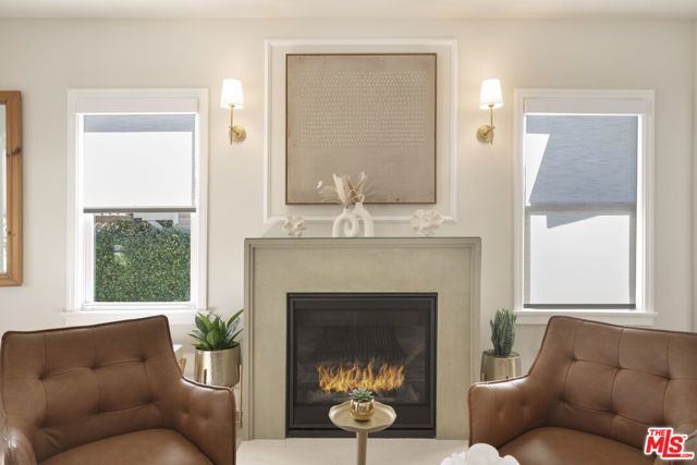 725 N Harvard Boulevard, Los Angeles, CA 90029