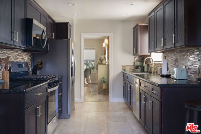 725 N Harvard Boulevard, Los Angeles, CA 90029