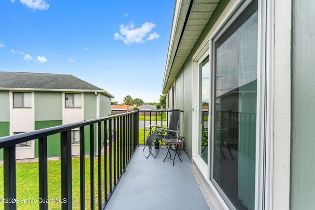 2254 Flower Tree Circle, Melbourne, FL 32935