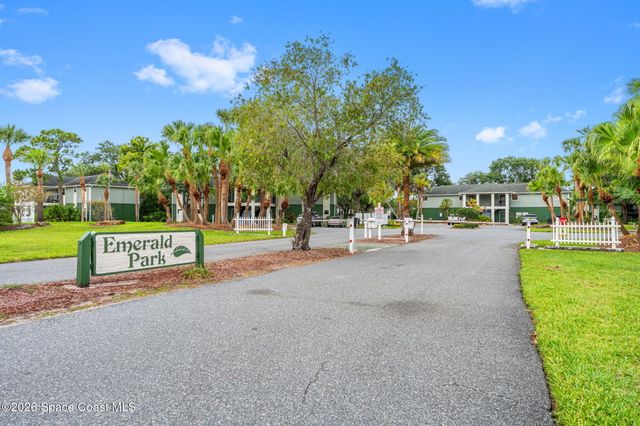 2254 Flower Tree Circle, Melbourne, FL 32935