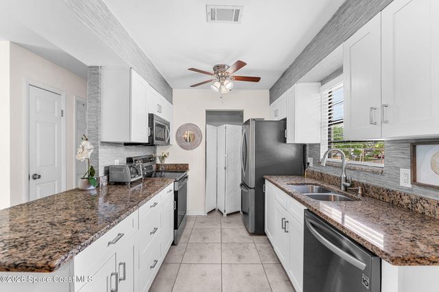 2254 Flower Tree Circle, Melbourne, FL 32935