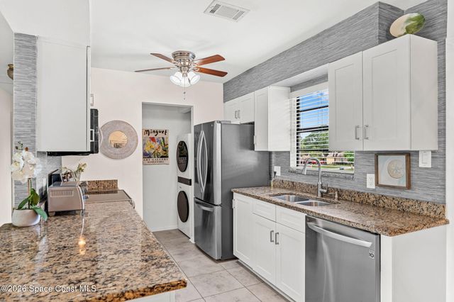 2254 Flower Tree Circle, Melbourne, FL 32935