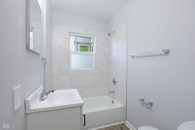 6429 Shanghai Road, Indianapolis, IN 46278