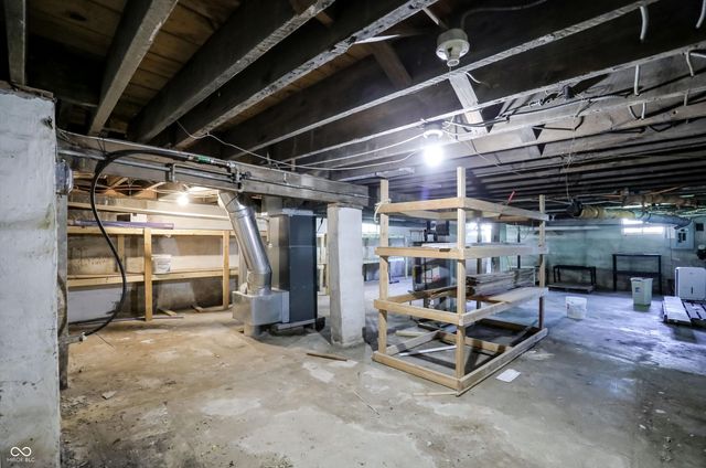 6429 Shanghai Road, Indianapolis, IN 46278