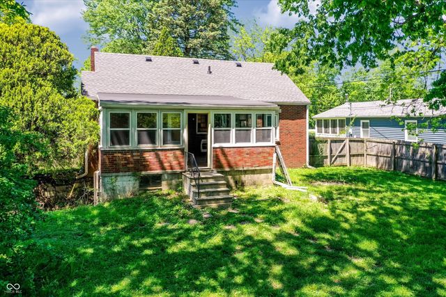 6429 Shanghai Road, Indianapolis, IN 46278