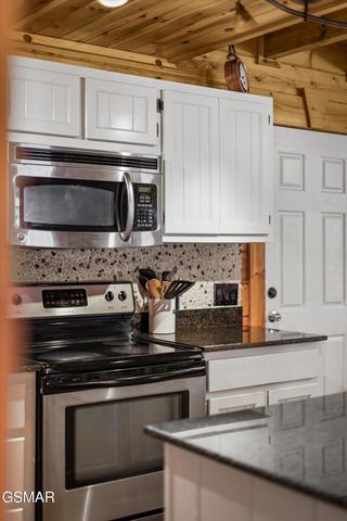 143 White Oak Resort Way, Gatlinburg, TN 37738