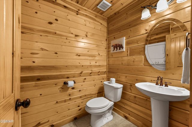 143 White Oak Resort Way, Gatlinburg, TN 37738