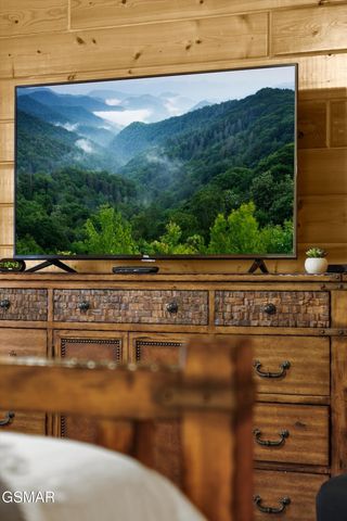 143 White Oak Resort Way, Gatlinburg, TN 37738