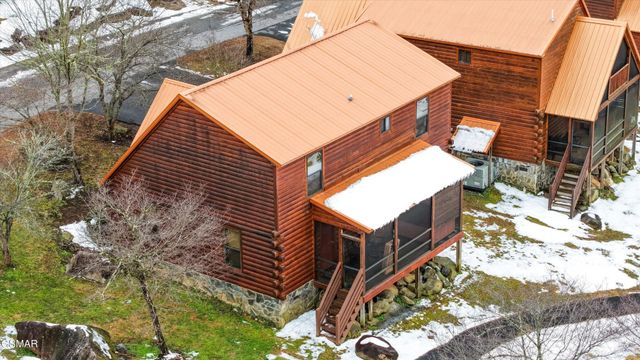 143 White Oak Resort Way, Gatlinburg, TN 37738