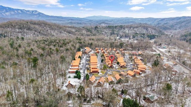 143 White Oak Resort Way, Gatlinburg, TN 37738