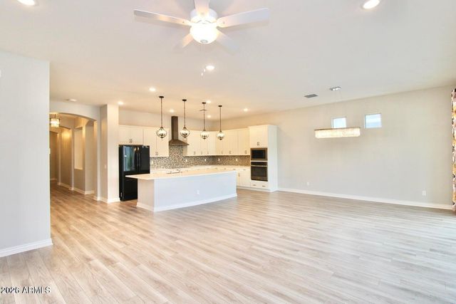 15078 W ROOSEVELT Street, Goodyear, AZ 85338