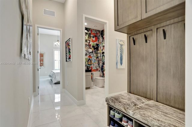 8044 Ironwood Way, Parkland, FL 33067