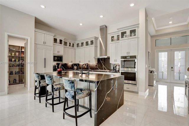 8044 Ironwood Way, Parkland, FL 33067