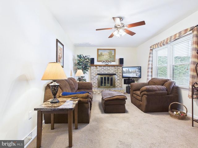 2414 RYE CIRCLE, Mechanicsburg, PA 17055