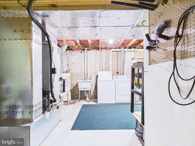 2414 RYE CIRCLE, Mechanicsburg, PA 17055