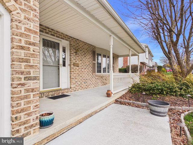 2414 RYE CIRCLE, Mechanicsburg, PA 17055