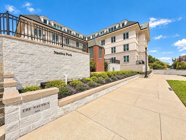 73 Chelsea St 109, Boston, MA 02129