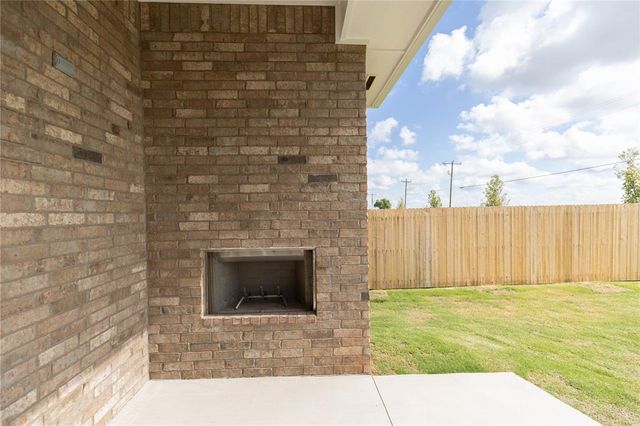 15228 Bedford Road, Edmond, OK 73013
