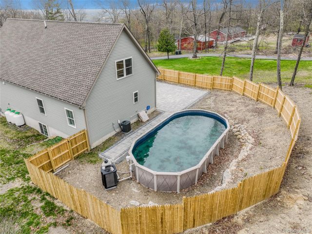 164 Shawanga Lodge Road, Bloomingburg, NY 12721