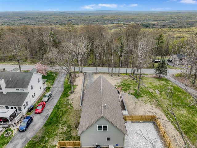 164 Shawanga Lodge Road, Bloomingburg, NY 12721