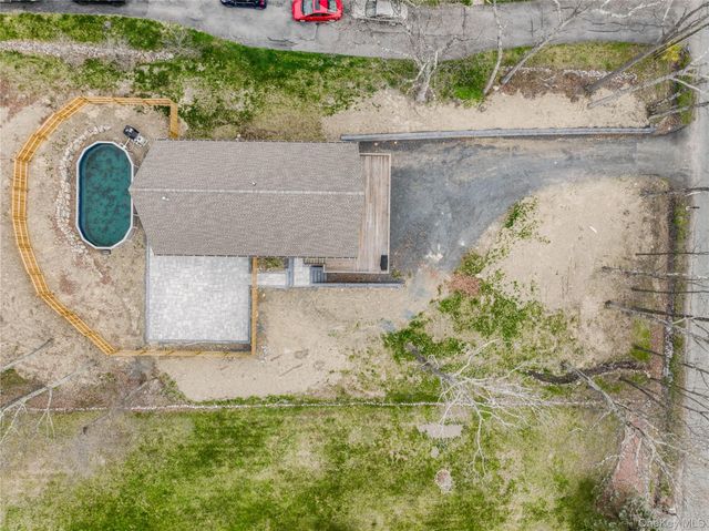 164 Shawanga Lodge Road, Bloomingburg, NY 12721