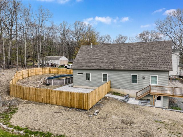 164 Shawanga Lodge Road, Bloomingburg, NY 12721